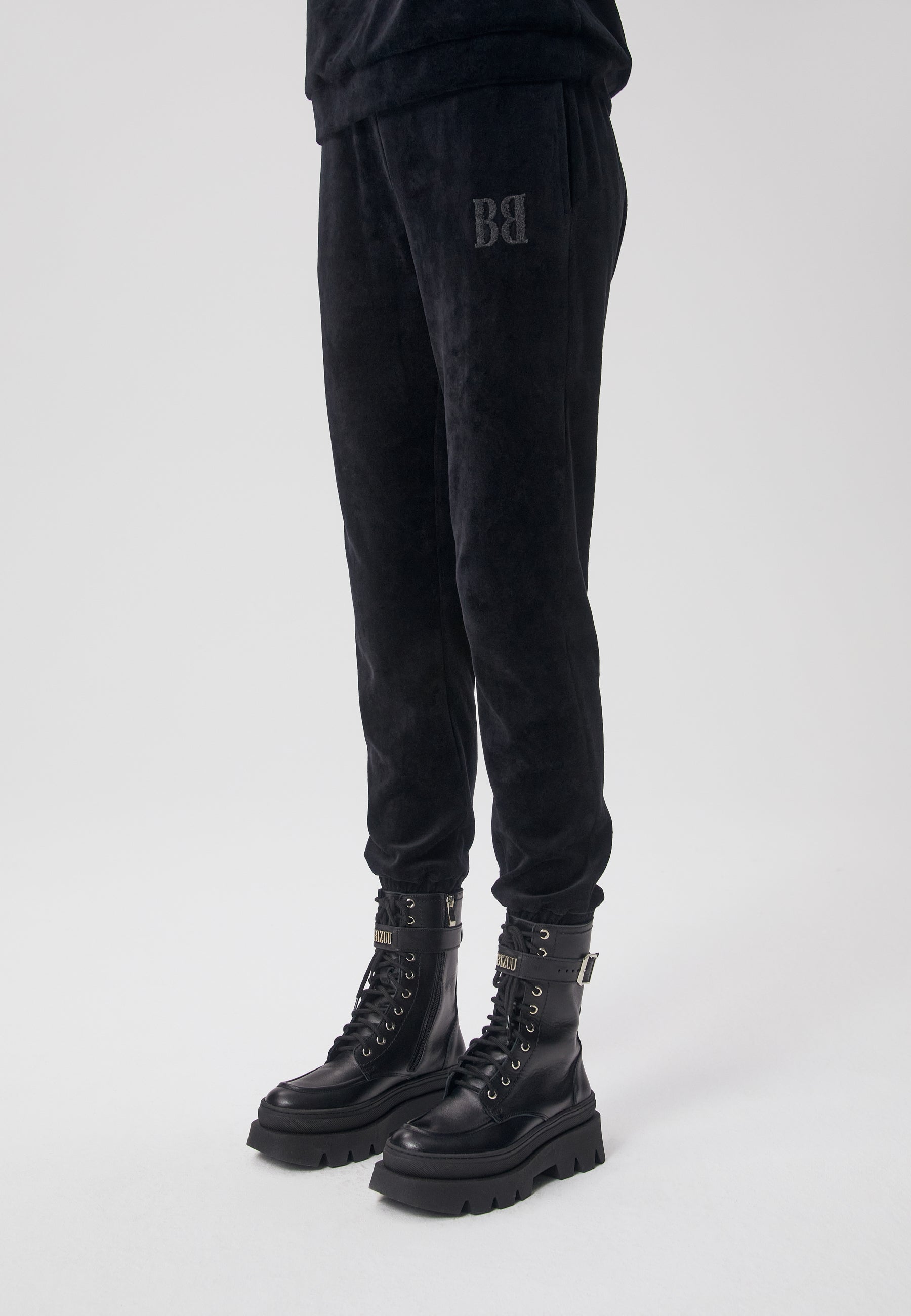 Welurowe spodnie dresowe COLITE czarny
