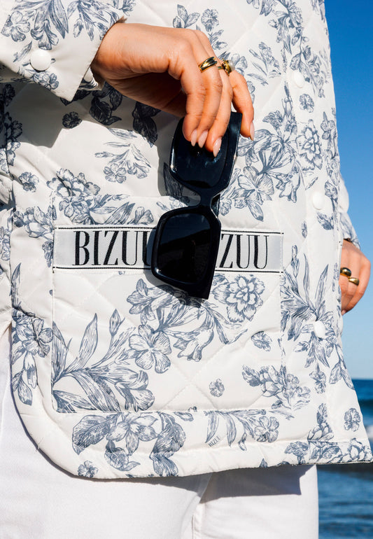 Okulary przeciwsłoneczne z czarną oprawką AVOLA