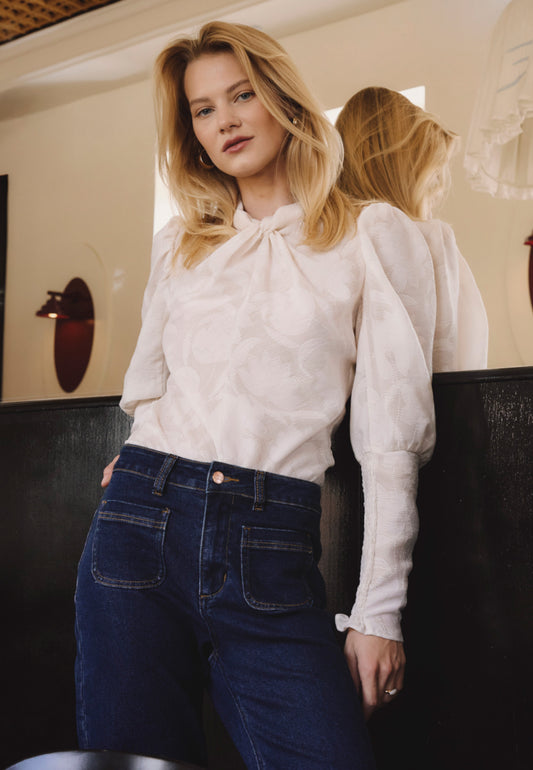 Kremowe body z kwiatowym wzorem DEFIORI