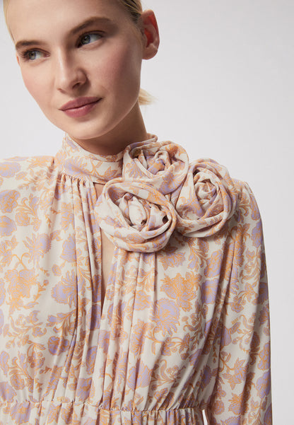 Sukienka maxi w kwiatowy print SIVAS kremowa