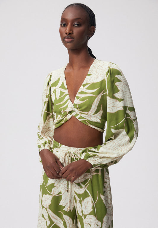 Krótka bluzka damska w autorski kwiatowy print i z ozdobnym przepleceniem LEIA zielony