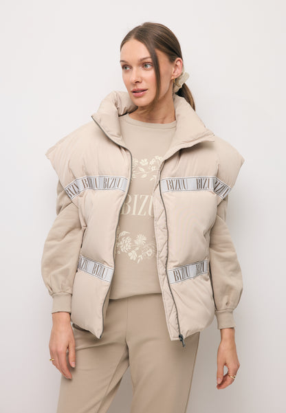 Beżowa bluza oversize z kwiatową aplikacją ORISA