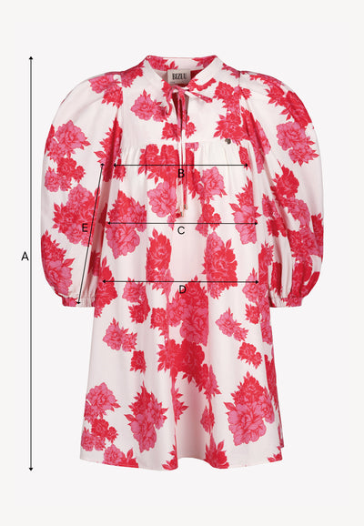 Kremowa mini sukienka z rozkloszowanym dołem AYOTE