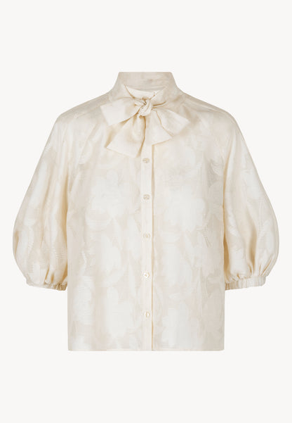 Kremowa bluzka z kwiatowym wzorem AZALEA