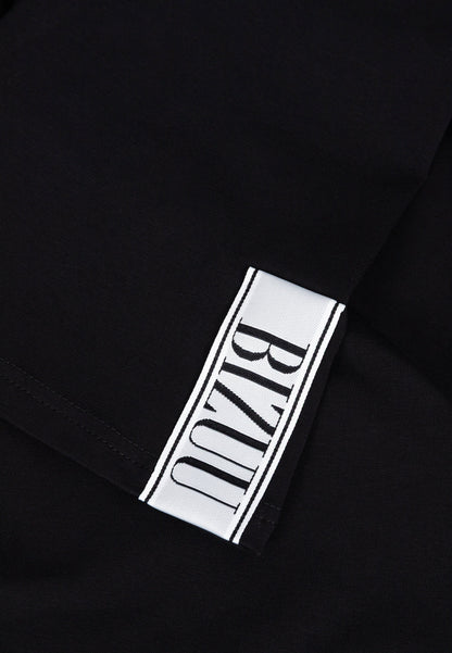 Czarny longsleeve z rozszerzonym rękawem BELUNNA