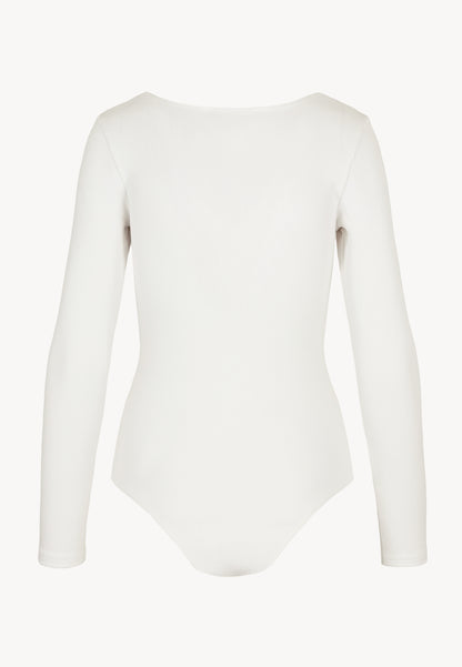 Kremowe body z ozdobnym dekoltem CAPI