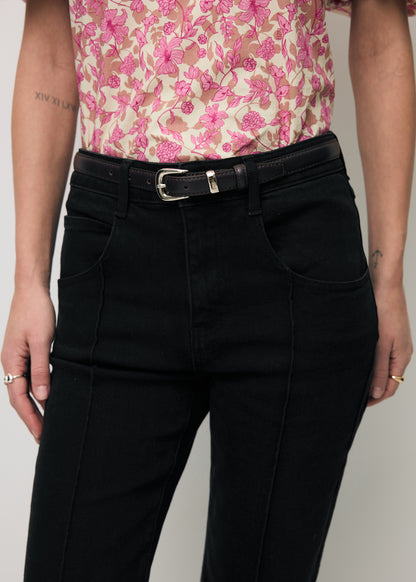 Bordowy pasek skórzany ze srebrną klamrą CHANTILLY