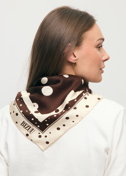 Brązowa jedwabna apaszka w kropki DOTTI