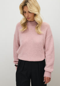 Różowy sweter oversize z wełną FAROA