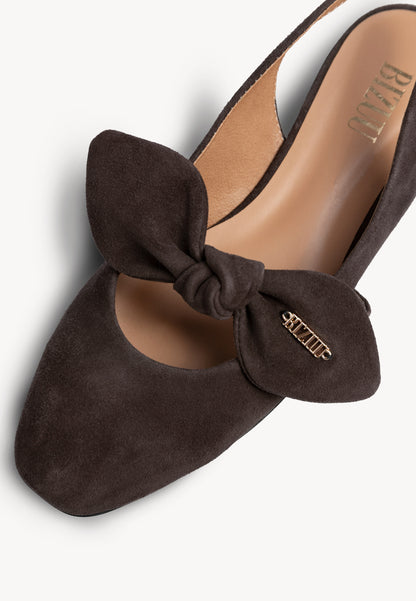 Brązowe baleriny slingback z zamszu LAZO