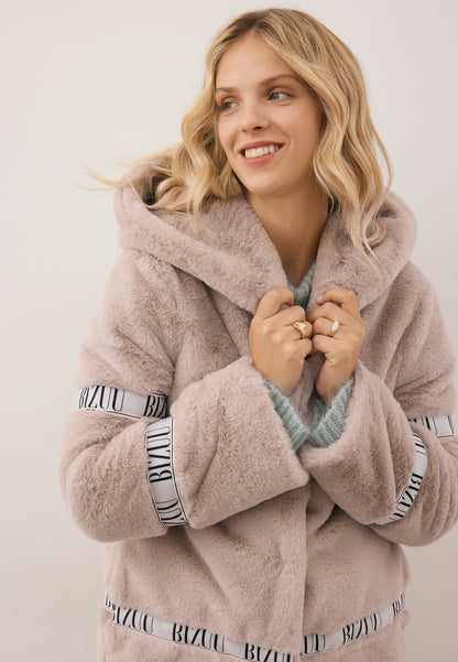 Beżowe futro z kapturem MILANO