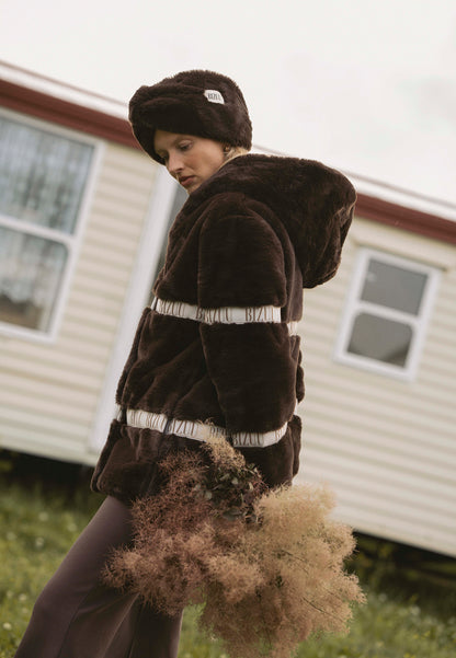 Brązowe futro z kapturem MILANO