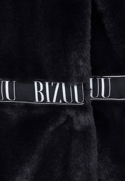 Czarne futro z kapturem MILANO