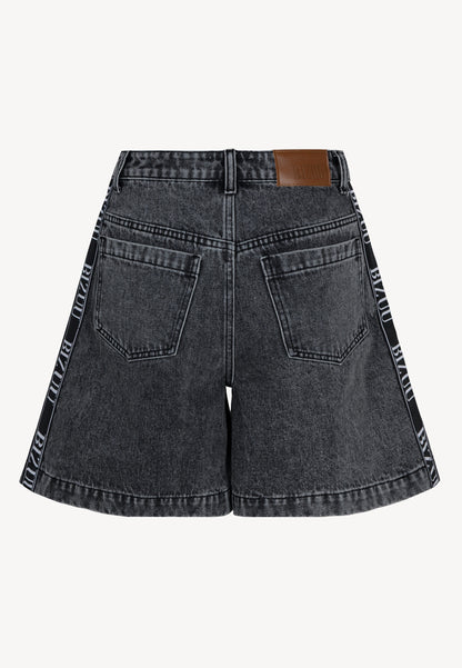 Szerokie jeansowe szorty z lampasem MIREYA czarne