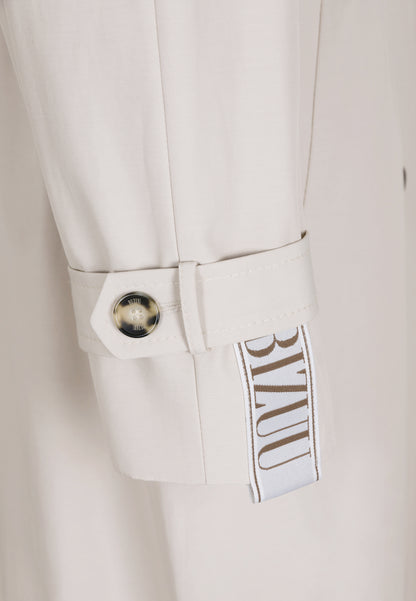 Beżowy damski płaszcz oversize z lampasem RACHELLA