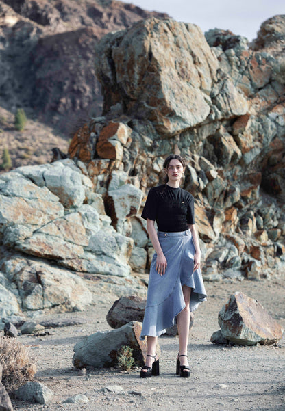 Niebieska jeansowa spódnica z falbaną NIIA