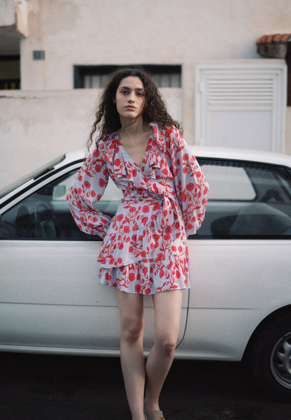 Niebieska sukienka mini w stylu kopertowym SYMA