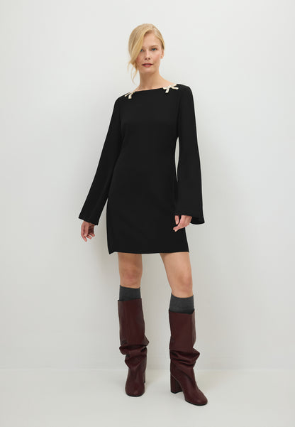 Czarna sukienka z kokardkami THESSA