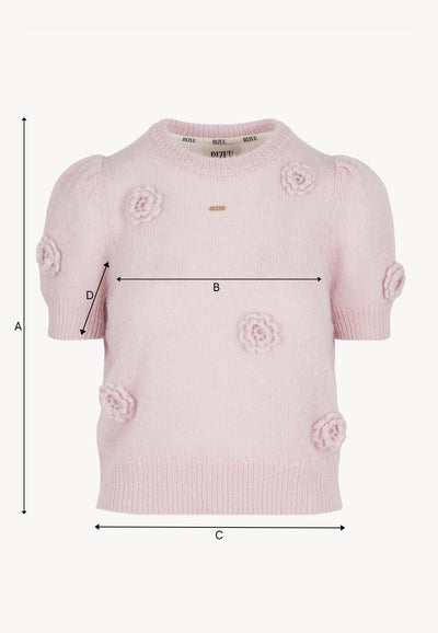 Różowy sweter z kwiatowymi elementami ADRIS