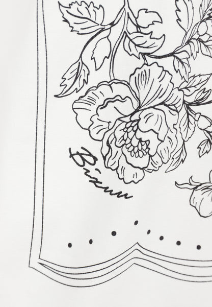 Kremowy T-shirt z rysunkiem koronkowego topu BROOKE