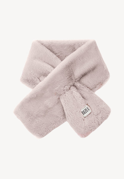 Beżowy szalik z logowaną metką FLUFFY