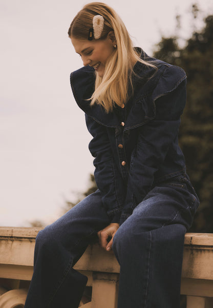 Kremowa spinka z kożuszka PLUSHA